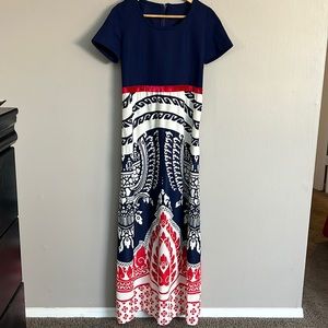 Vintage red white and blue short sleeve maxi dress. Women’s small/medium.